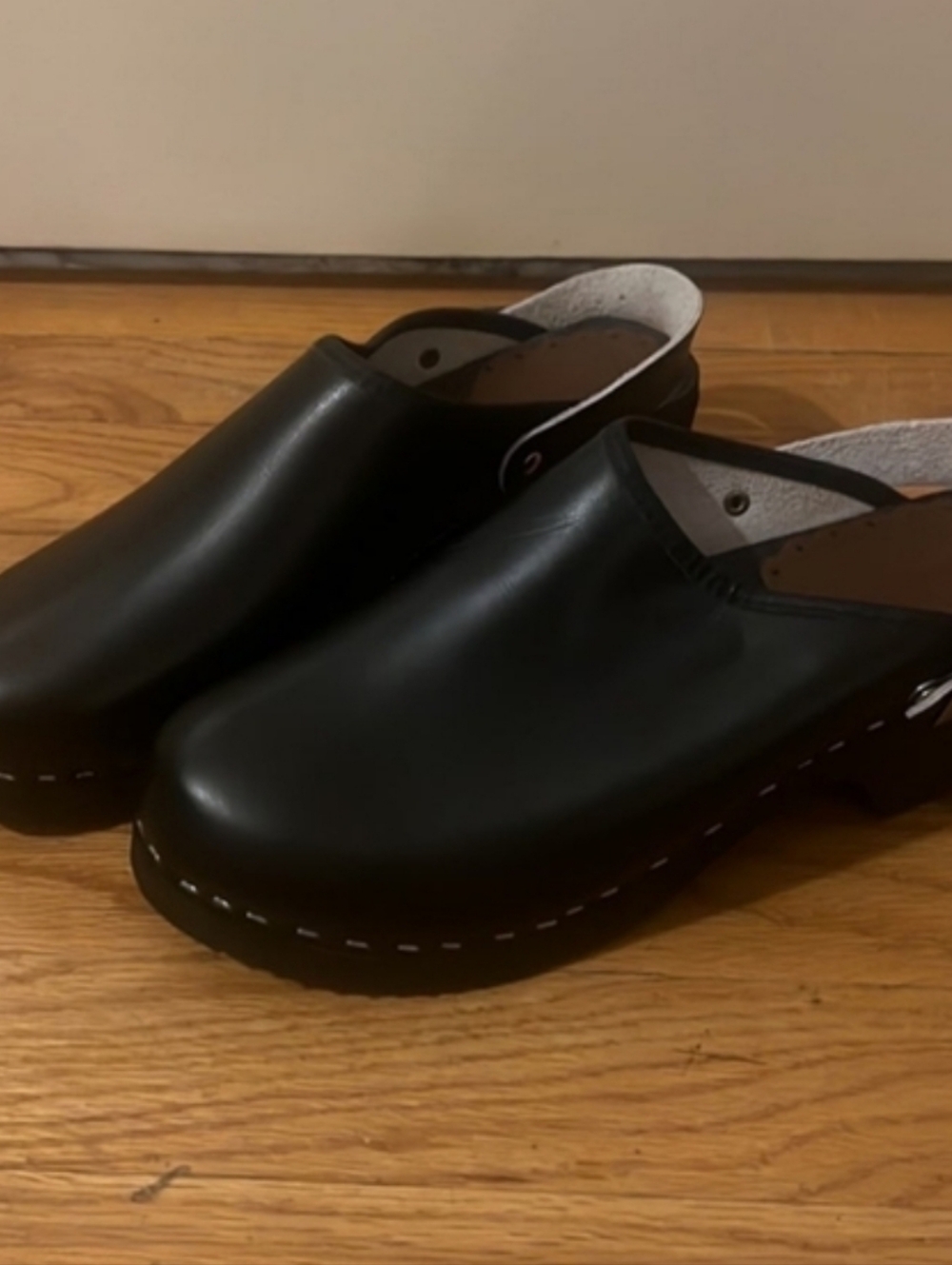 Hanna Anderson Swedish Clogs Size 38